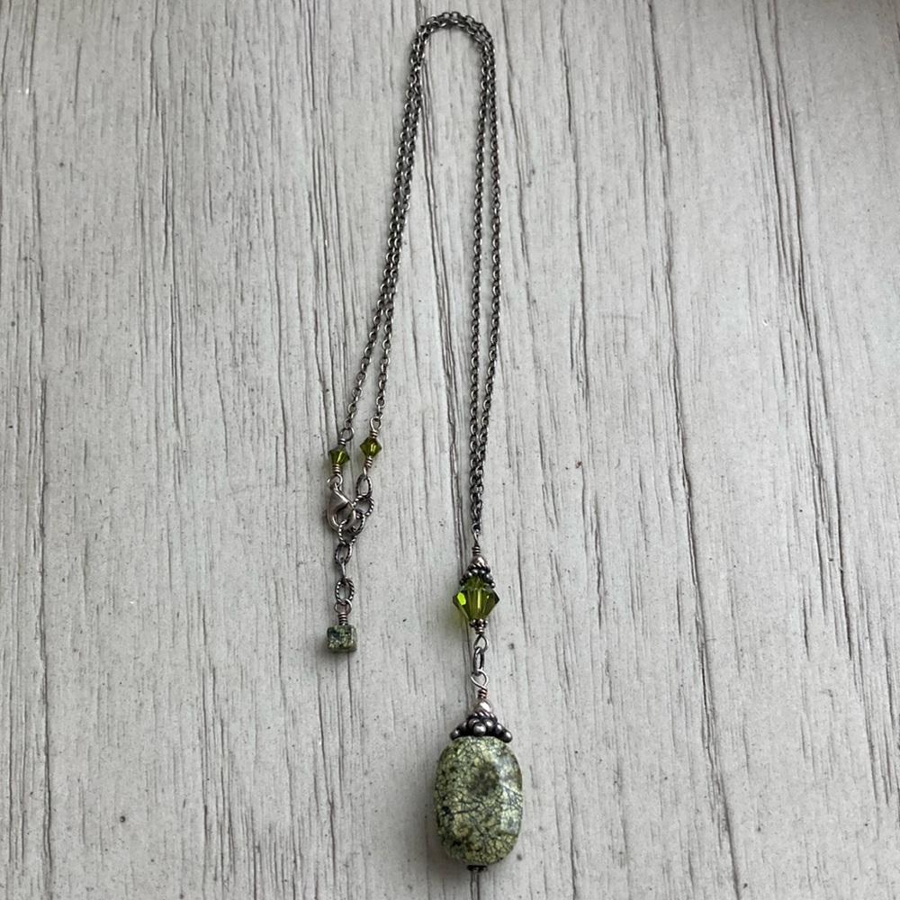 Green stone sterling necklace